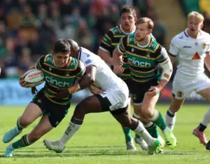 In England, Anthony Belleau is walking on water