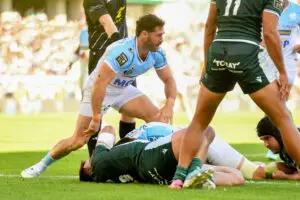 At 37 and with a knee injury, Machenaud set for a Racing return