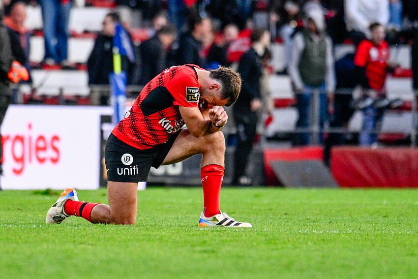 Injury or not, Toulon extend Gabin Villière until 2028